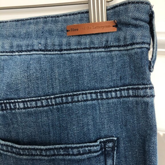 Anthropologie Bell Bottom Jeans - Picture 9 of 9